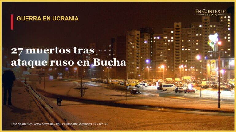 Vista nocturna de una zona residencial de Kyiv, Ucrania; fotografía de archivo que no corresponde al ataque.