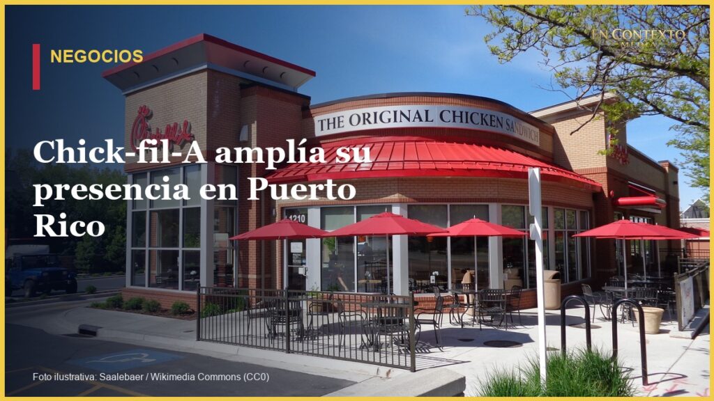 Fachada de un restaurante Chick-fil-A utilizada como imagen ilustrativa.